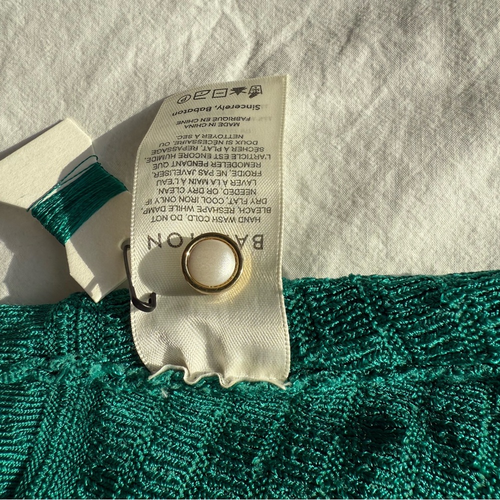 Aritzia Babaton Emerald Green Button-Up Tank Top - Picture 7 of 8